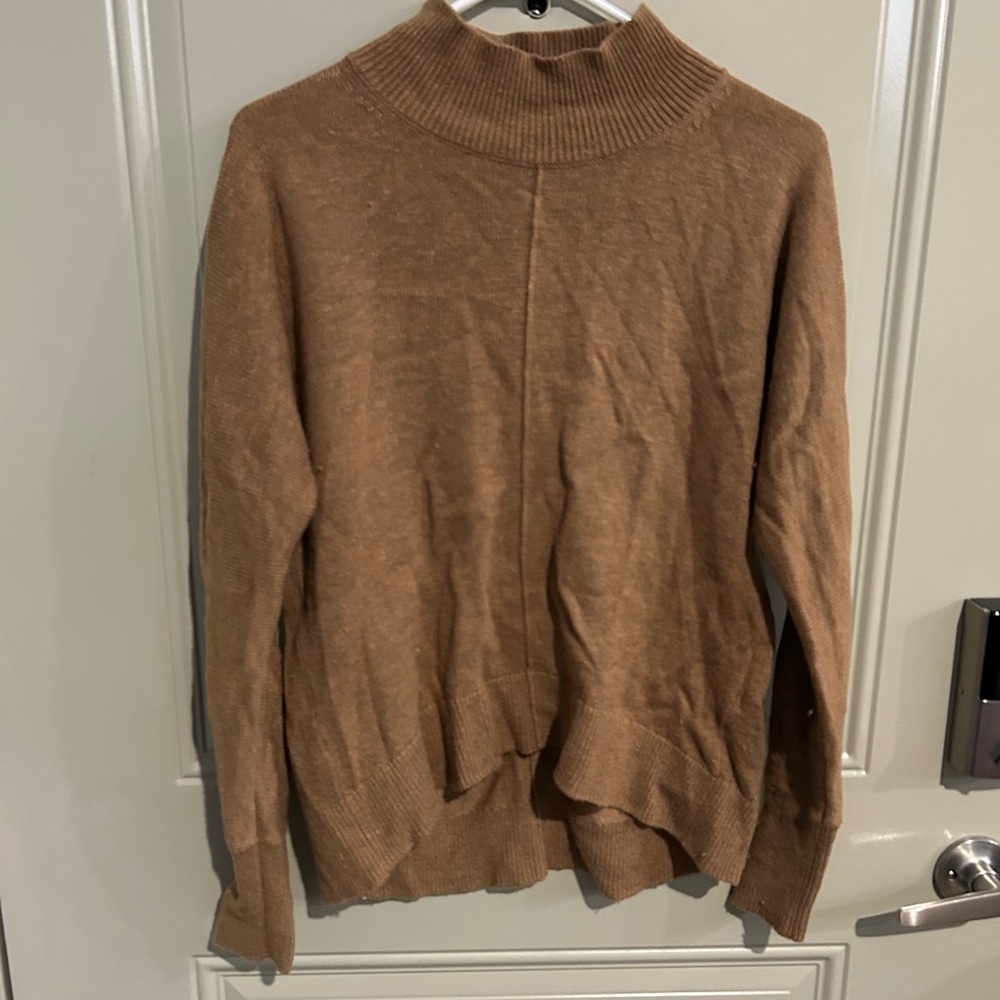 Banana Republic tan sweater